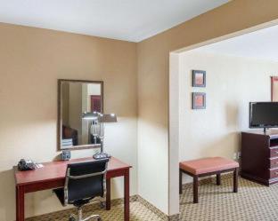 Room #49195805 at Comfort Suites Ennis