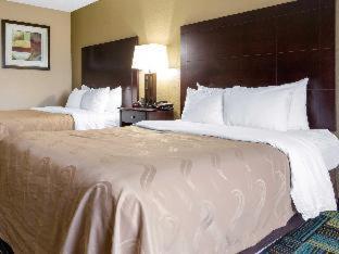 Room #49042911 at Quality Inn & Suites Arnold - St Louis