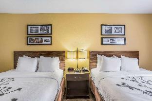 Room #137191307 at Sleep Inn & Suites Hannibal West