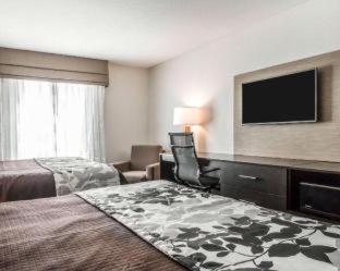 Room #137191307 at Sleep Inn & Suites Hannibal West