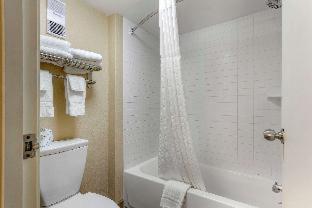 Room #5884420 at Comfort Inn & Suites Little Rock Airport