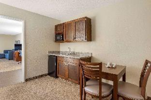 Room #5884420 at Comfort Inn & Suites Little Rock Airport