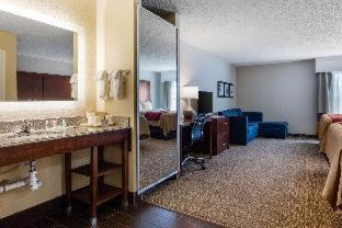 Room #5884420 at Comfort Inn & Suites Little Rock Airport