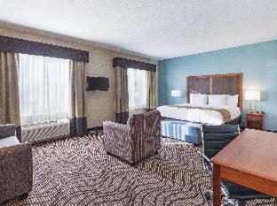 Room #52807815 at La Quinta Inn & Suites by Wyndham Mathis
