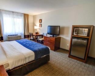 Room #48911016 at Comfort Inn & Suites Murrieta Temecula Wine Country