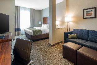 Room #277885711 at Comfort Inn & Suites