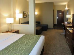 Room #277885714 at Comfort Inn & Suites