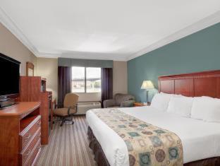 Room #18273421 at Red Lion Inn & Suites Houston IAH Airport