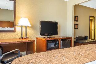 Room #5884619 at Comfort Suites Near Casinos Norwich-Uncasville CT