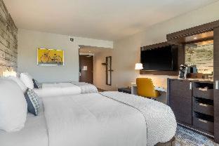 Room #388995811 at DoubleTree by Hilton Charleston Riverview