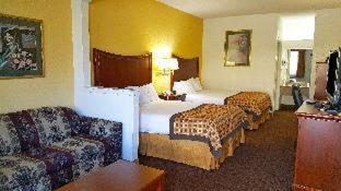 Room #214805909 at Motel 6 Fort Worth, TX – I-35 & I-20
