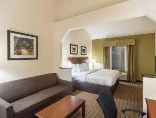 Room #49201111 at Quality Inn & Suites West Chase