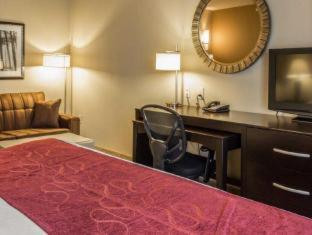 Room #26152010 at Comfort Suites Huntersville near Lake Norman