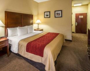 Room #672667008 at Comfort Inn & Suites Morganton South