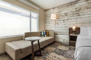 Room #388995816 at DoubleTree by Hilton Charleston Riverview