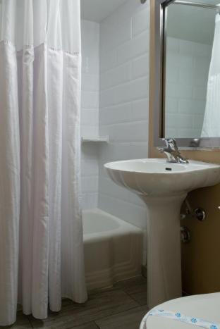 Room #2973368 at Comfort Inn Pentagon