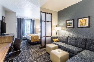 Room #297965725 at Comfort Inn & Suites Salt Lake City Airport