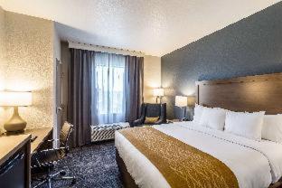 Room #297965720 at Comfort Inn & Suites Salt Lake City Airport