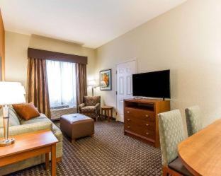 Room #152327410 at MainStay Suites Stanley