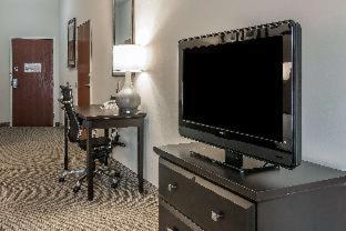 Room #48998011 at Comfort Suites South Bend near Casino