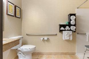 Room #31997113 at Holiday Inn Express & Suites Southfield Detroit by IHG