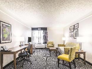 Room #42866617 at La Quinta Inn & Suites by Wyndham Cincinnati Sharonville