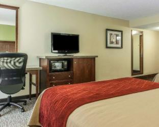Room #25013424 at Comfort Inn Grove City - Columbus South