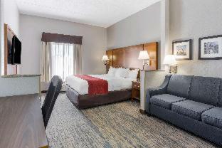 Room #25013426 at Comfort Inn Grove City - Columbus South