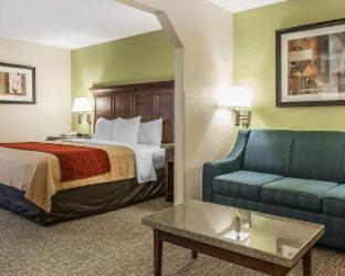 Room #25013426 at Comfort Inn Grove City - Columbus South