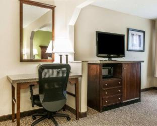 Room #25013426 at Comfort Inn Grove City - Columbus South