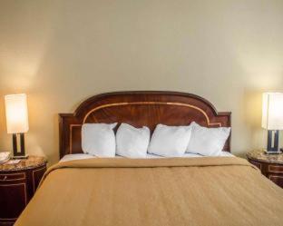 Room #48948617 at Quality Inn & Suites Pensacola Bayview