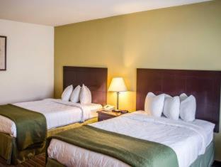 Room #48948618 at Quality Inn & Suites Pensacola Bayview