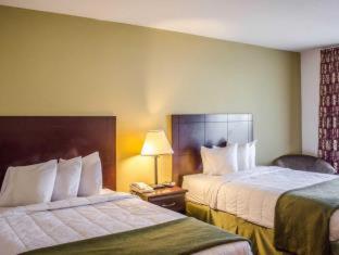 Room #48948618 at Quality Inn & Suites Pensacola Bayview