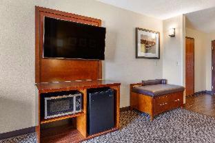 Room #49034307 at Comfort Suites Escanaba West