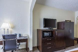 Room #18360511 at Comfort Suites New Orleans East