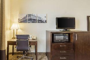 Room #18360512 at Comfort Suites New Orleans East