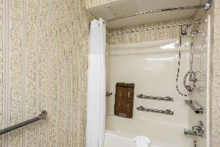 Room #18360512 at Comfort Suites New Orleans East