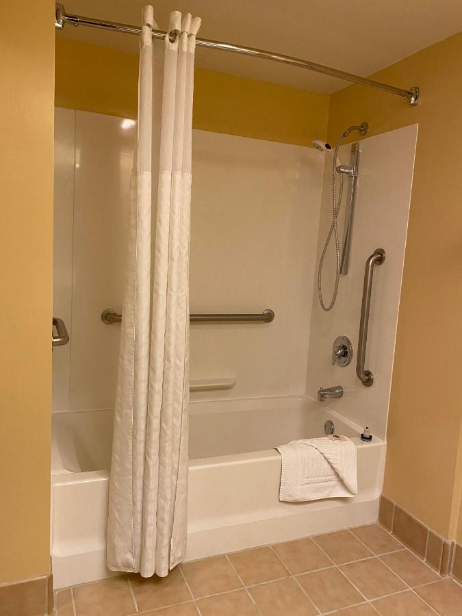 King Room - Accessible/Non-Smoking at Comfort Inn Marina on the Monterey Bay