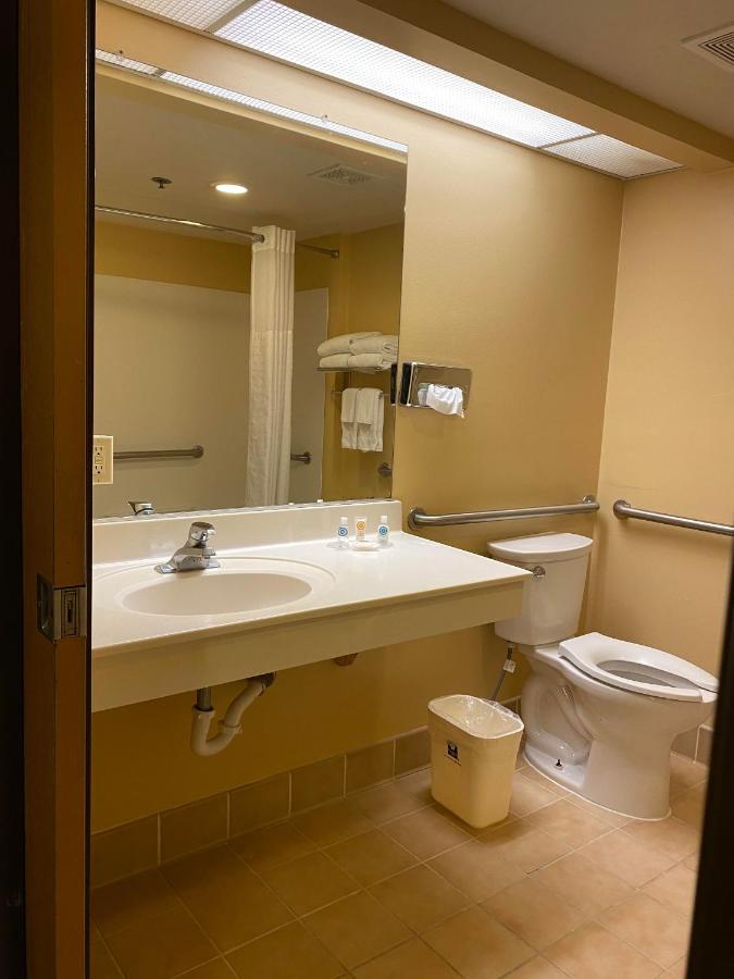 King Suite - Non-Smoking at Comfort Inn Marina on the Monterey Bay