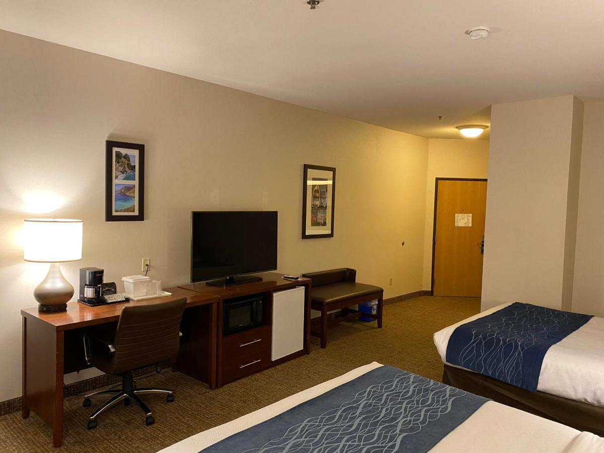 Standard Queen Room with Two Queen Beds - Non-Smoking at Comfort Inn Marina on the Monterey Bay