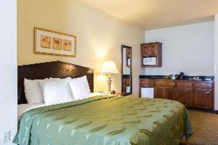 Room #27984017 at Quality Inn & Suites