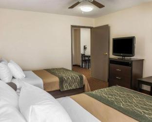 Room #48997408 at Comfort Inn & Suites Warsaw near US-30