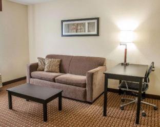 Room #48997411 at Comfort Inn & Suites Warsaw near US-30