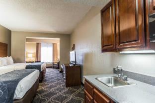Room #49076706 at Comfort Suites Pineville - Ballantyne Area