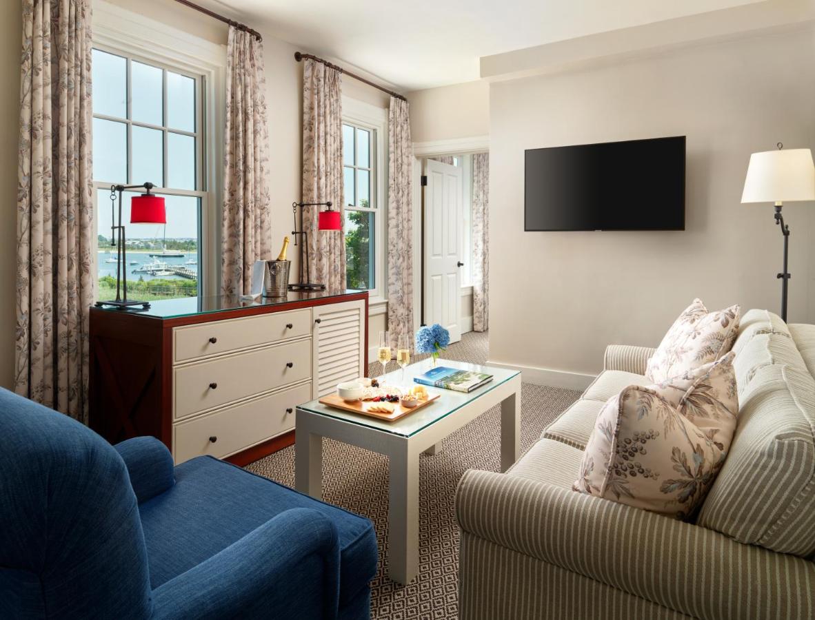 Historic Building Ocean View 1 Bedroom Suite at Harbor View Hotel