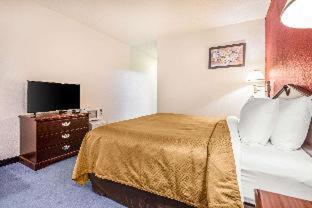 Room #52288607 at Econo Lodge