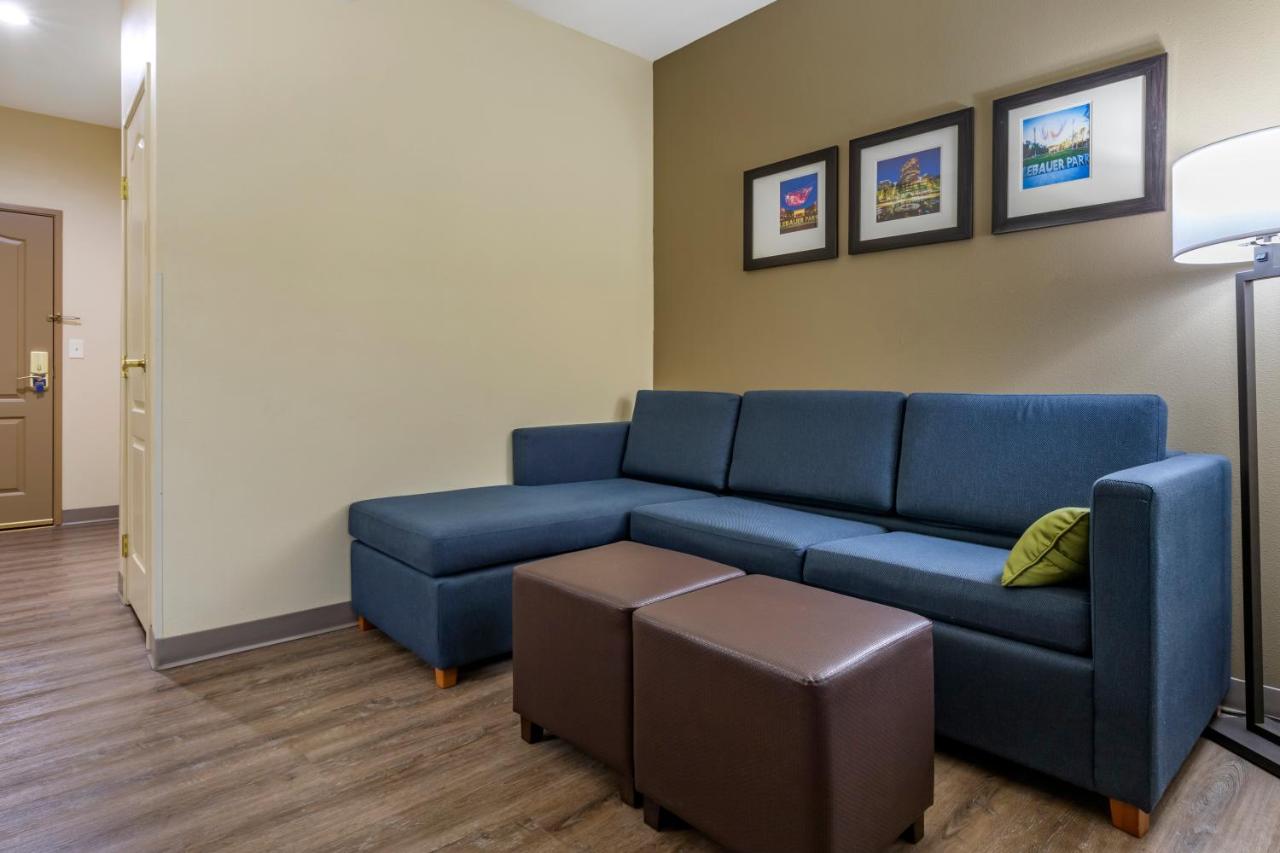 King Suite - Accessible/Non-Smoking at Comfort Inn & Suites High Point - Archdale