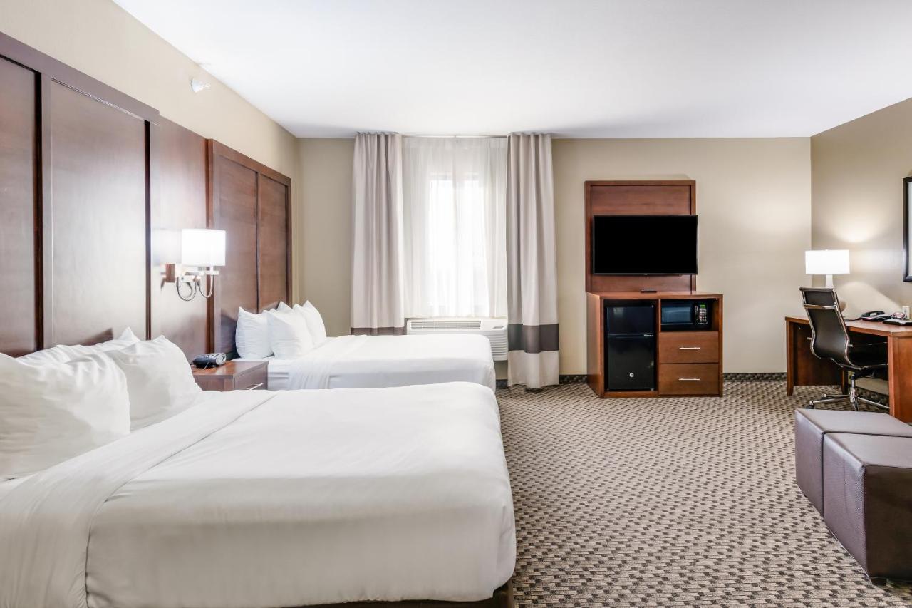 Suite with Two Queen Beds - Accessible/Non-Smoking at Comfort Suites Fort Stockton