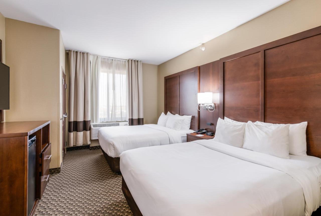 Queen Suite with Two Queen Beds - Non-Smoking at Comfort Suites Fort Stockton