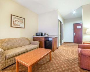 Room #7940713 at Comfort Inn & Suites Las Vegas - Nellis